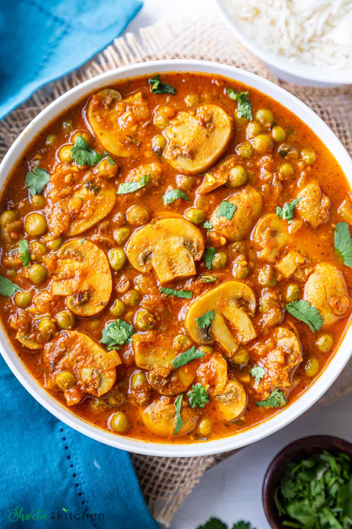 Matar Mushroom Masala (Half)